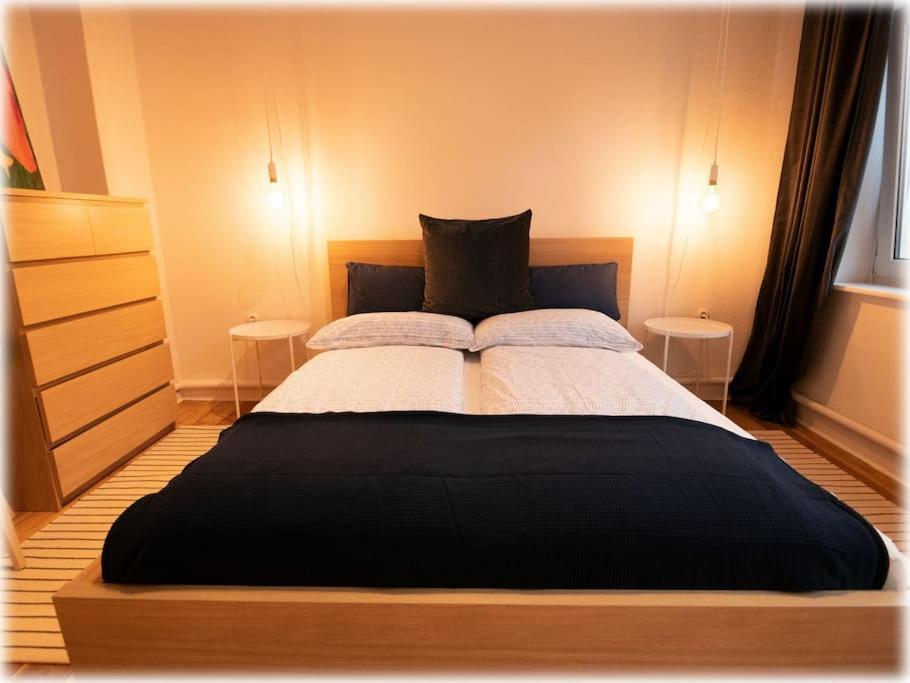 Gemuetlich - 2 Zimmer-Altbau, 24H Check-In Kiel Kültér fotó